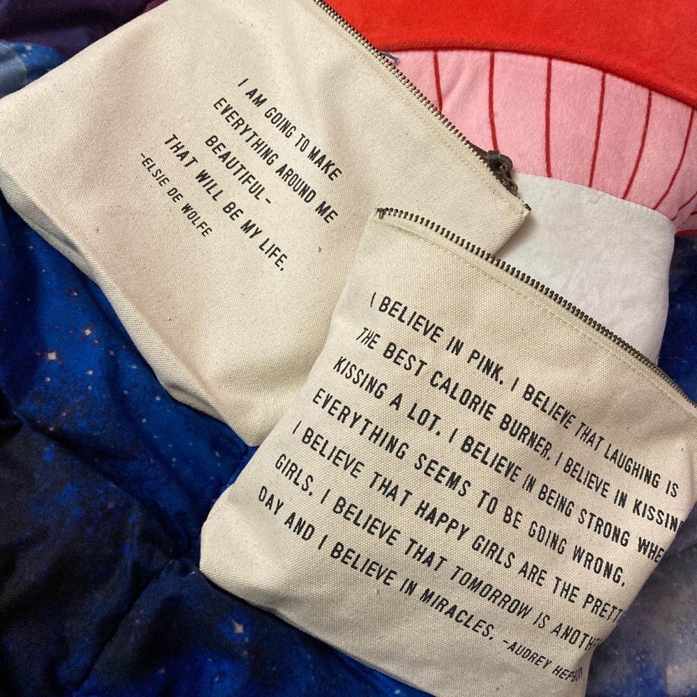 Lot of 2 cosmetic Bags - Inspirational Quotes